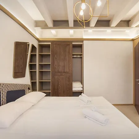 Apartment Divina22- Icona Con Piscina E Vista Castelletto Di Brenzone
